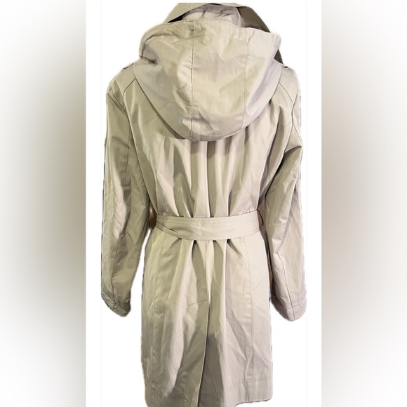 Michael Kors raincoat/trenchcoat, removable hood, tan, M - Picture 2 of 10